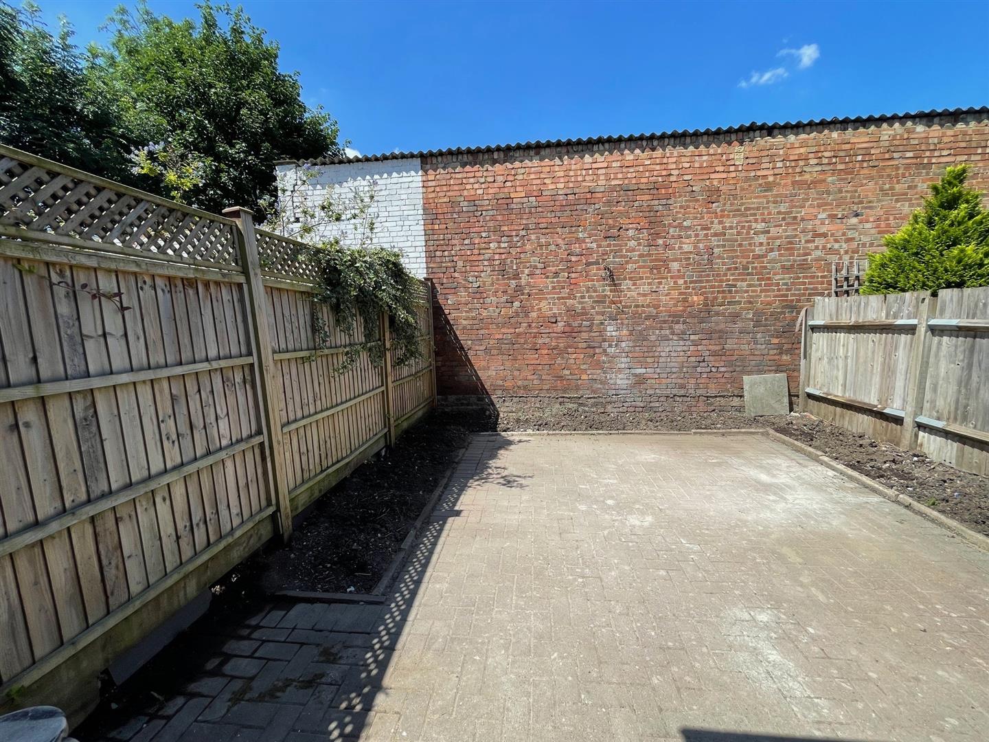 Derby Avenue, London